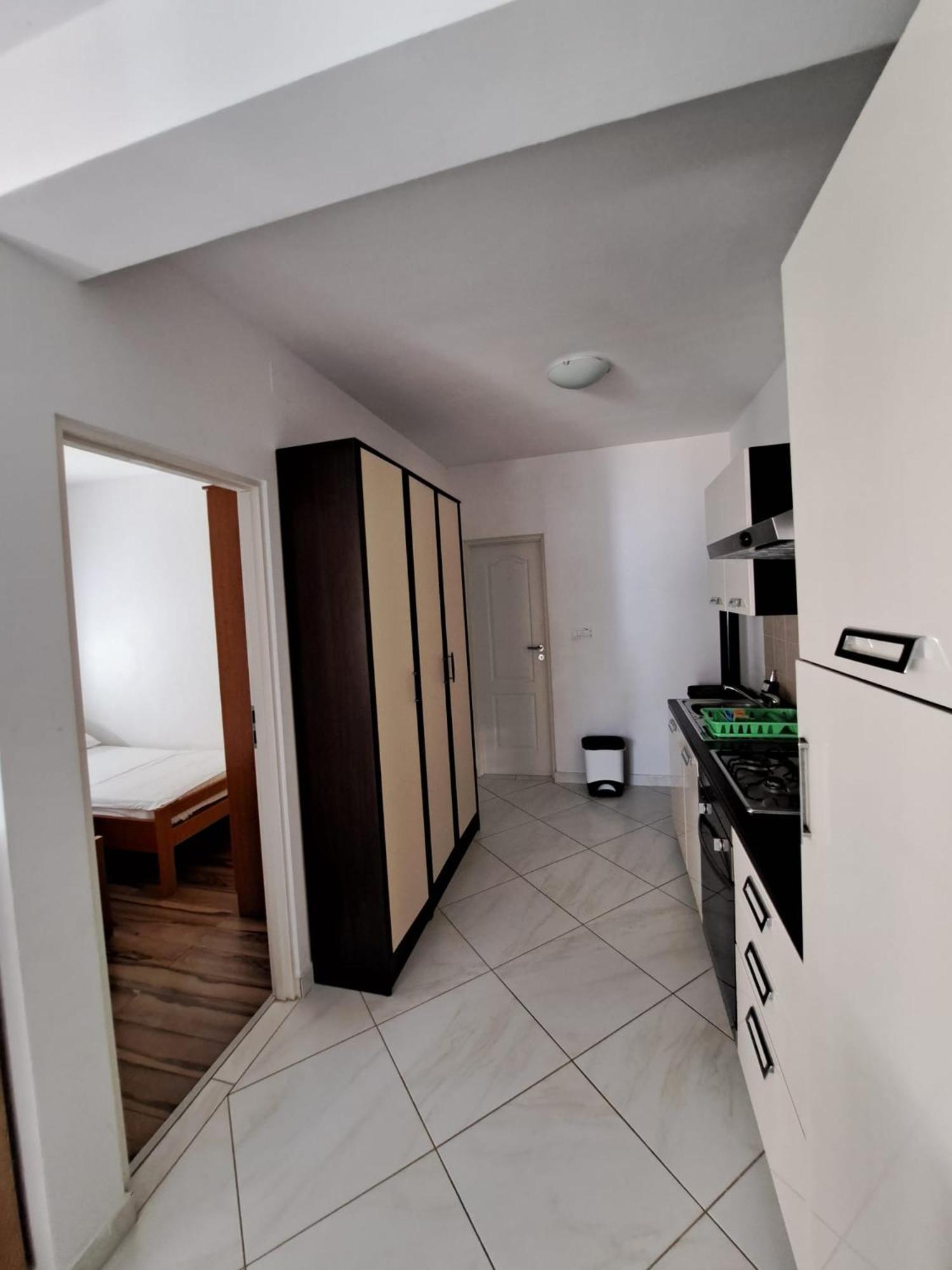 Apartments Maretic มันเดร ภายนอก รูปภาพ